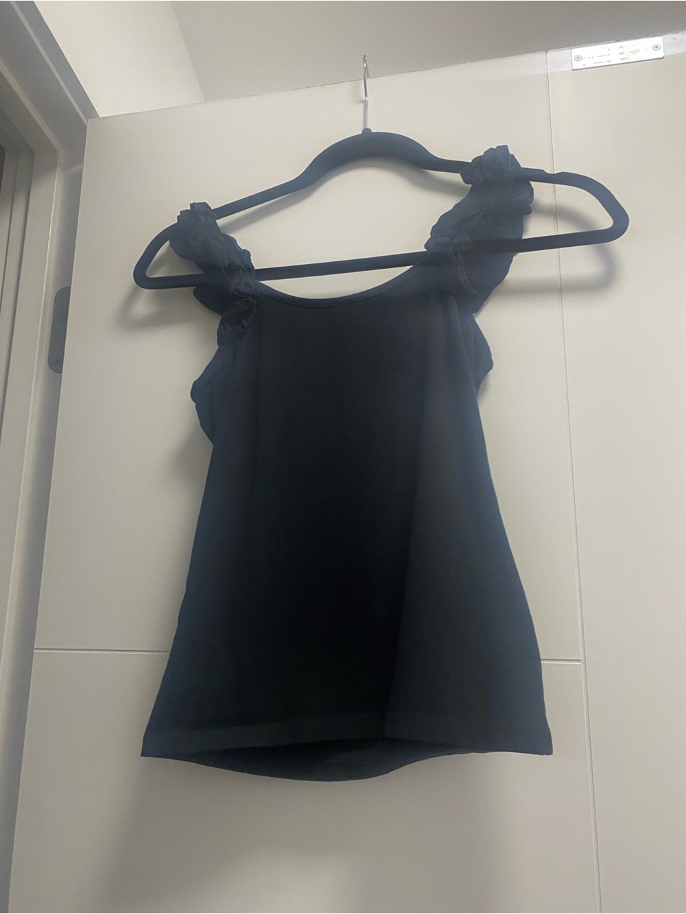 French Connection Black Ruffle Strap Tank - Picture 4 of 4
